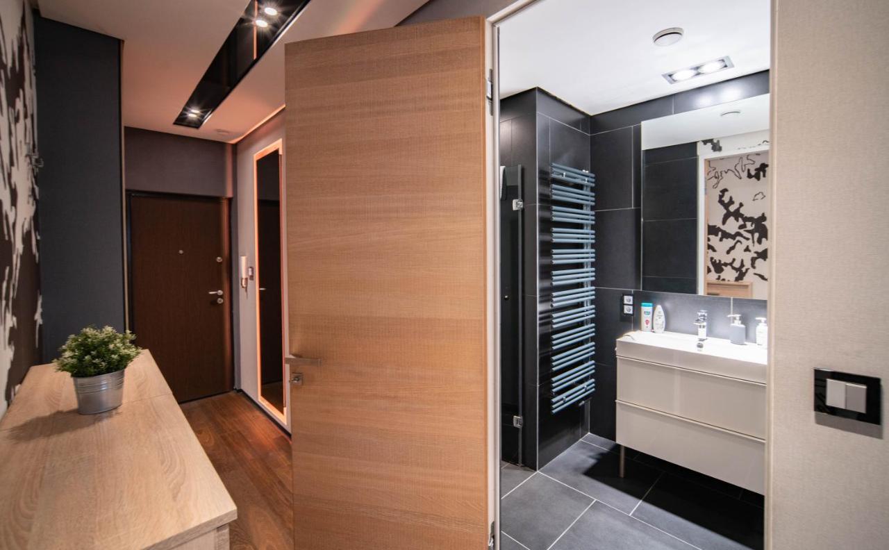 Riverside Luxury Panorama - Smarttv, Fastwifi Apartment