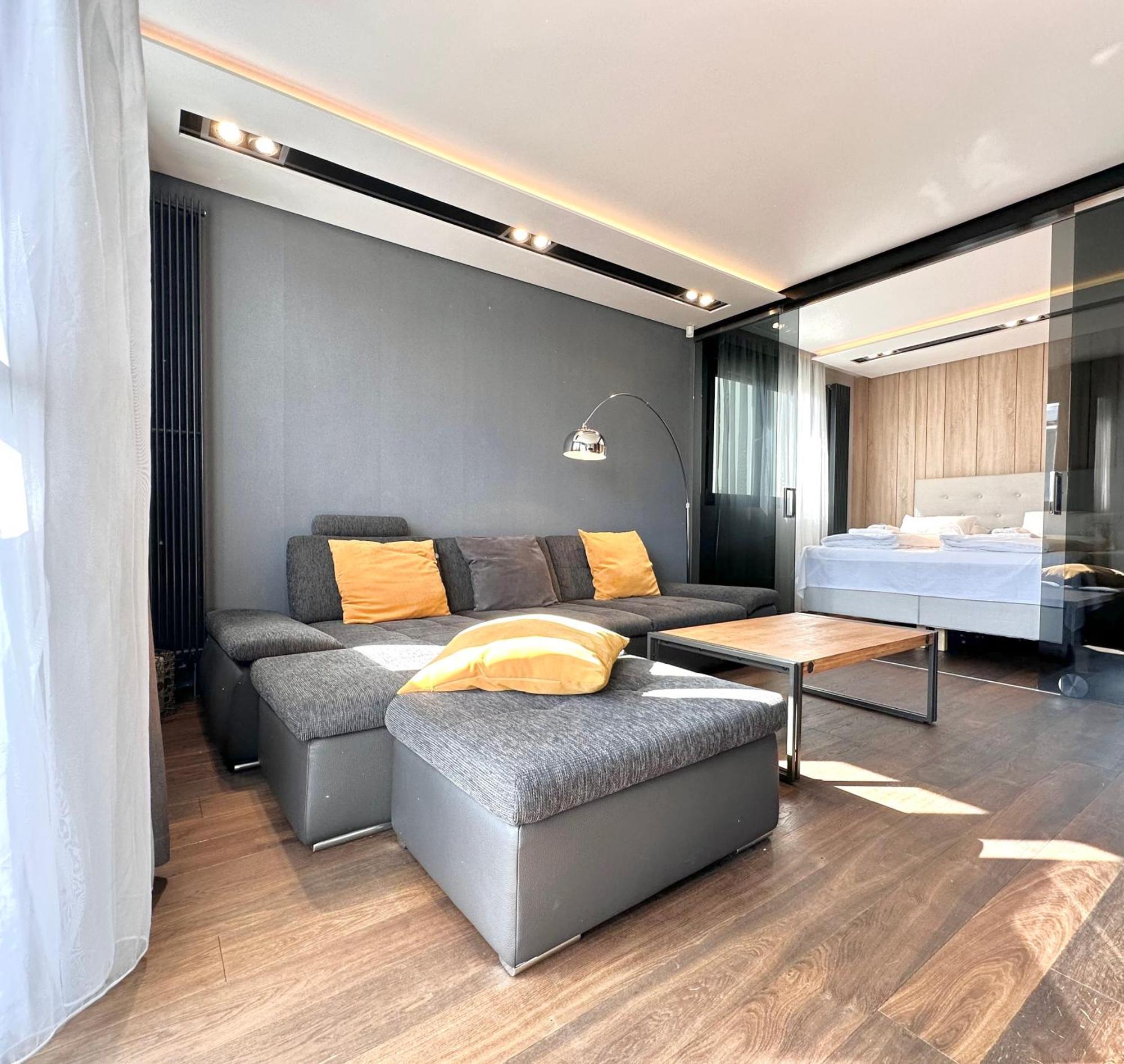 Riverside Luxury Panorama - Smarttv, Fastwifi Lejlighed